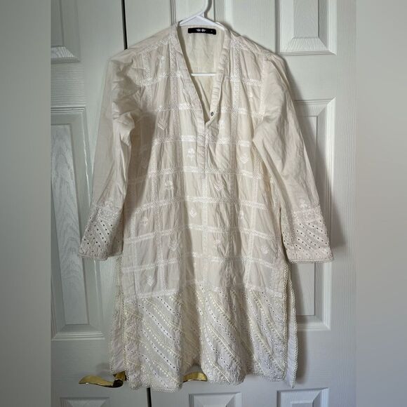 Elegant Cream Lace Dress - Picture 1 of 1